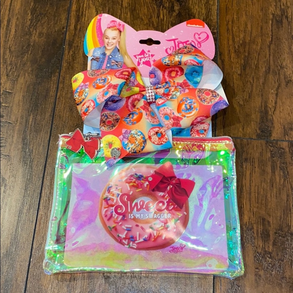 Jojo Donut 🍩 Bow & Pouch Set